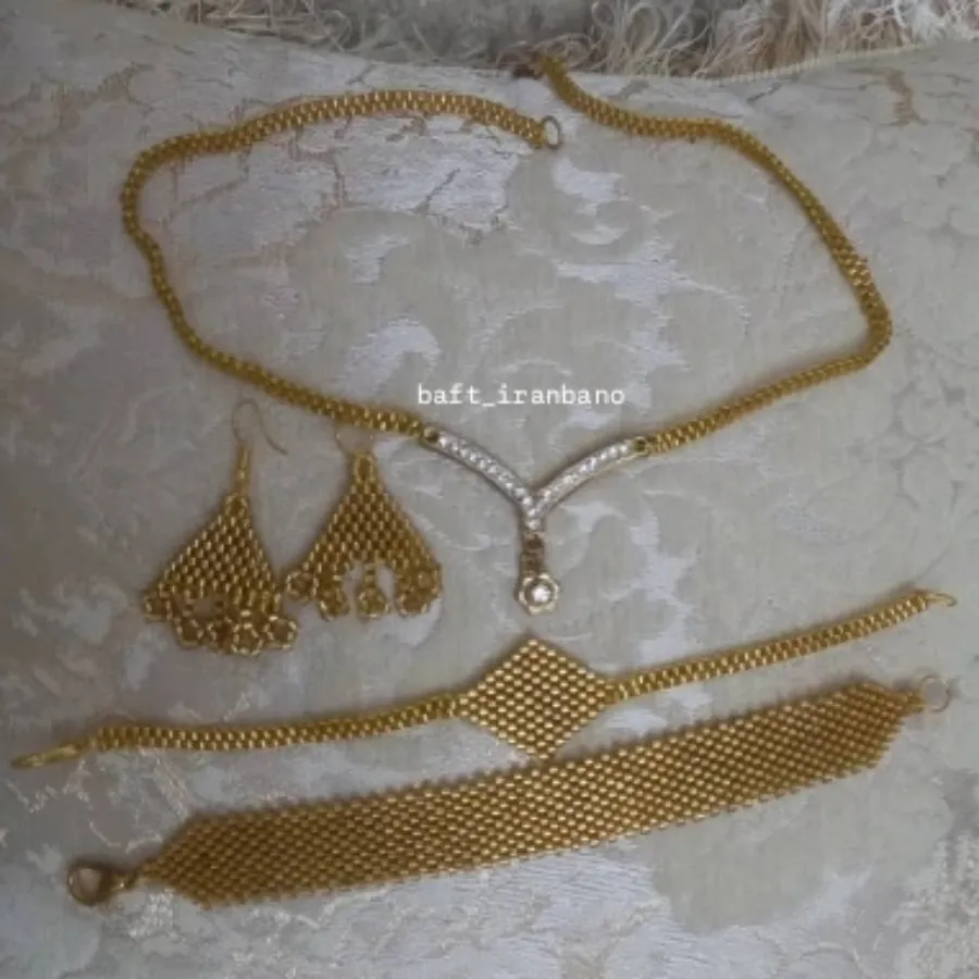 ست گردنبند گوشواره دستبند