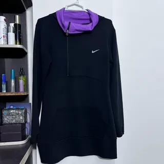 مانتو‌اسپرت نایک