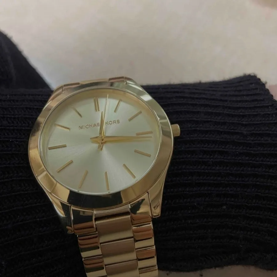 ساعت مایکل کورس