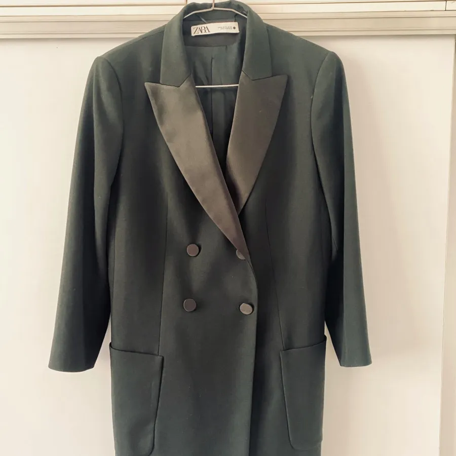 کت مشکی زارا