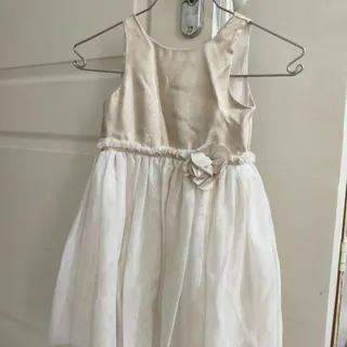 پیراهن دخترونه