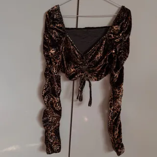 بلوز پلنگی ?