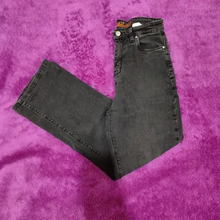 شلوار جین زغالی