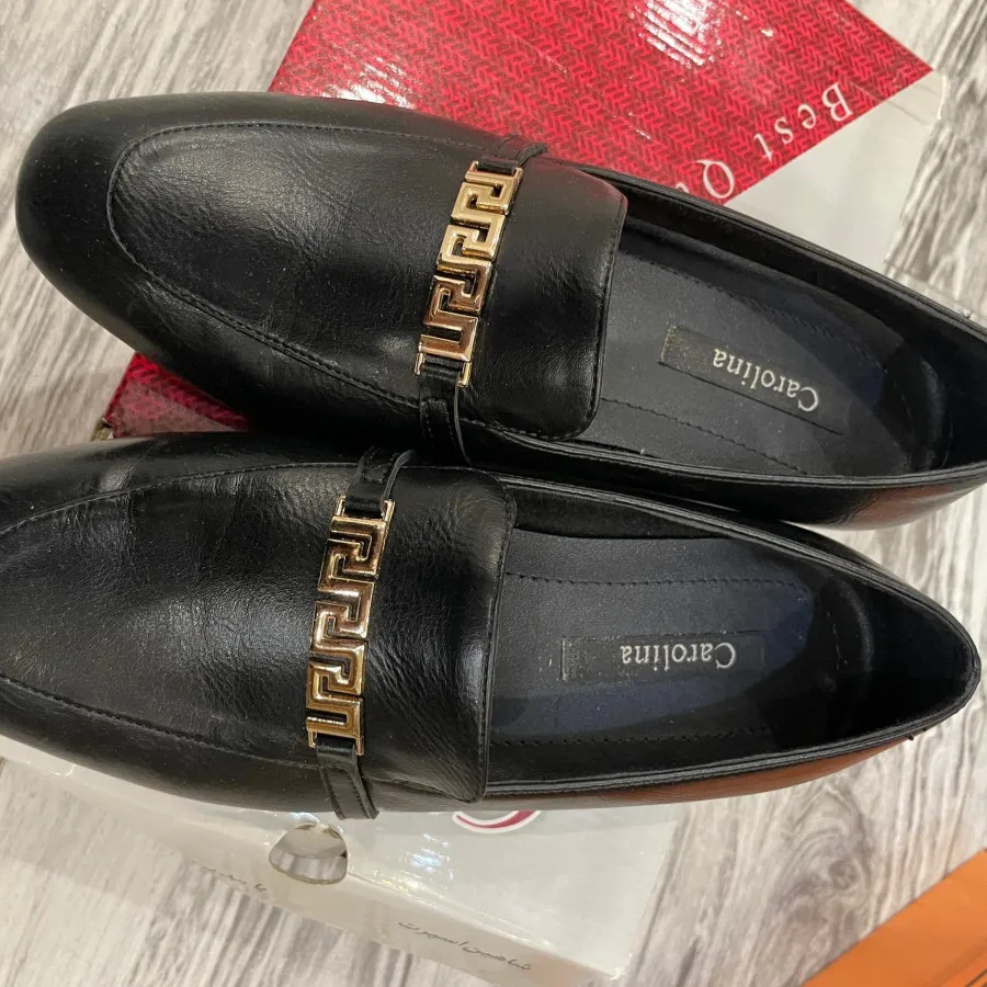 کفش برند Carolina