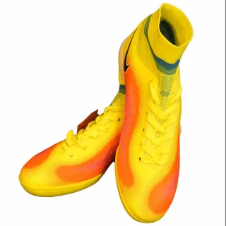 کفش نایک تمپو سالنی زرد