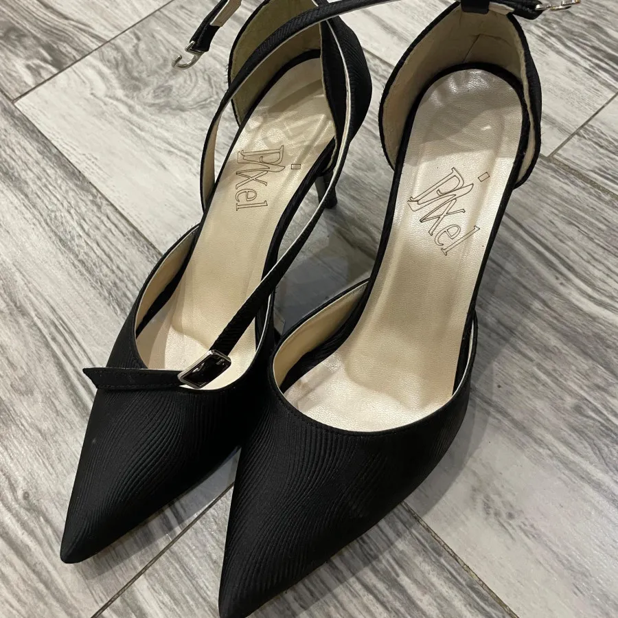 کفش مجلسی نوک تیز