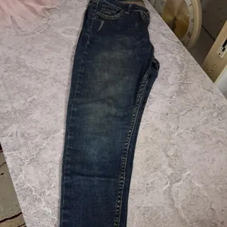 شلوار لی اسکینی