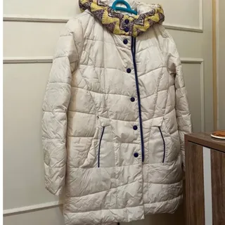 کاپشن بارونی کلاهدار