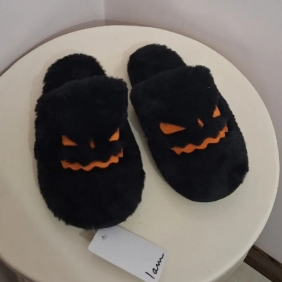 دمپایی رو فرشی