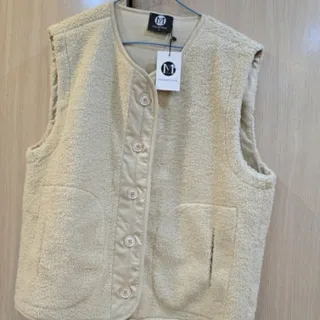 پافر  شیری رنگ