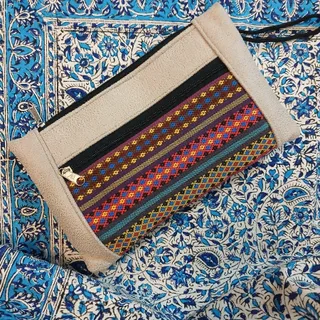 کیف لوازم آرایش سنتی