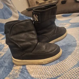 چکمه زمستانی خارجی