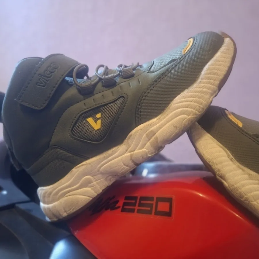 بوت اورجینال ویکو