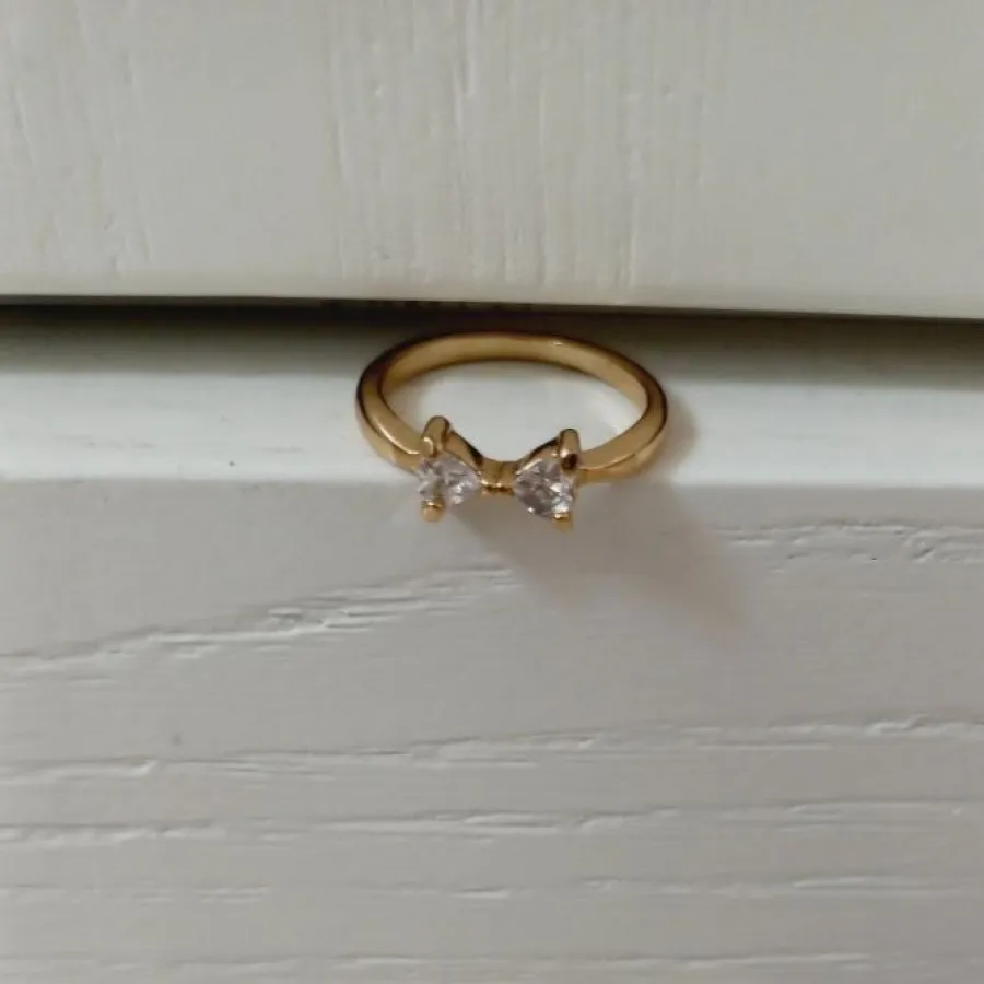 انگشتر جذاب و زیبا