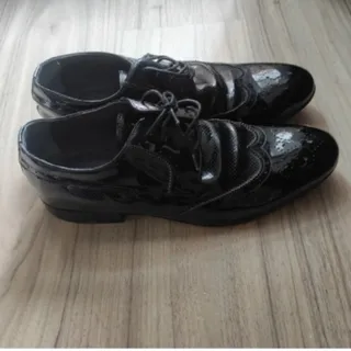 کفش چرم بلوچ