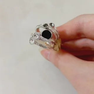 انگشتر جذاب و زیبا