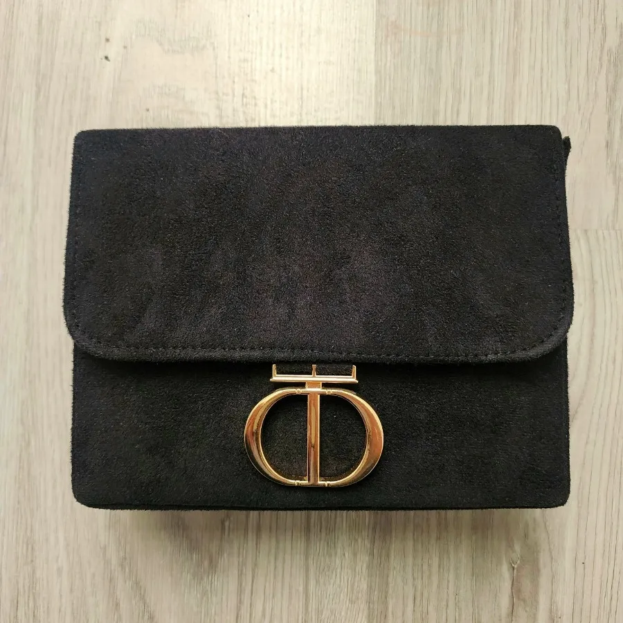 کیف مخمل مشکی