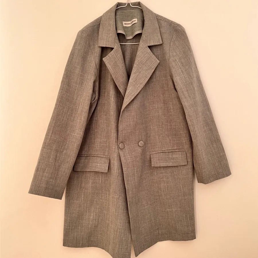 مانتو تک رسمی اداری