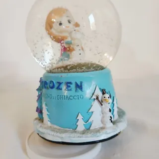 گوی برفی چرخان و موزیکال