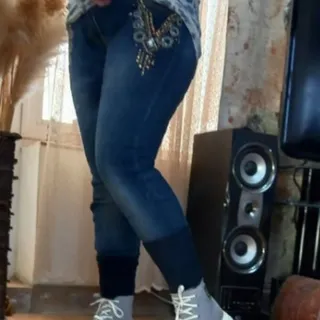 شلوار اسکینی