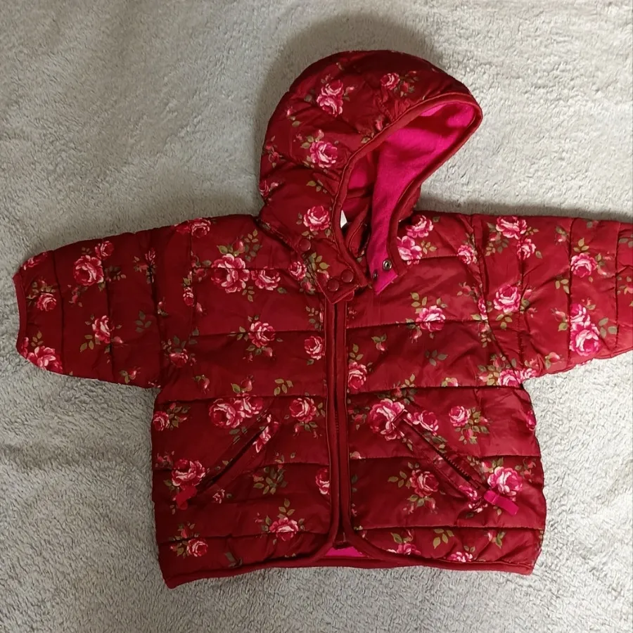 کاپشن نوزادی گل گلی