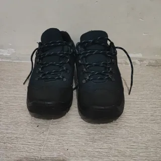 کفش کوهنوردی