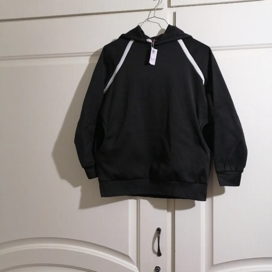 هودی مشکی توکرکی