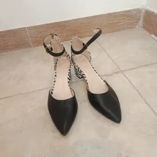 کفش پاشنه دار