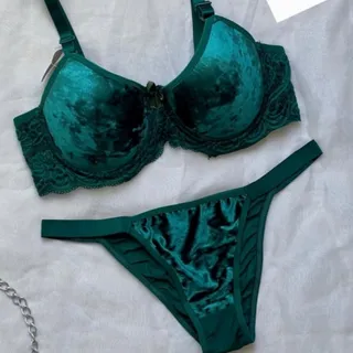 ست سوتین و شورت