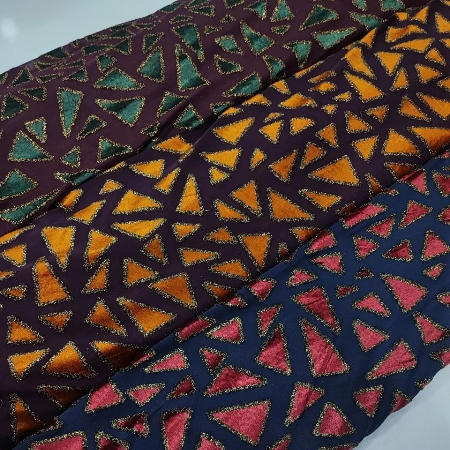 مخمل  برنود گل برجسته 