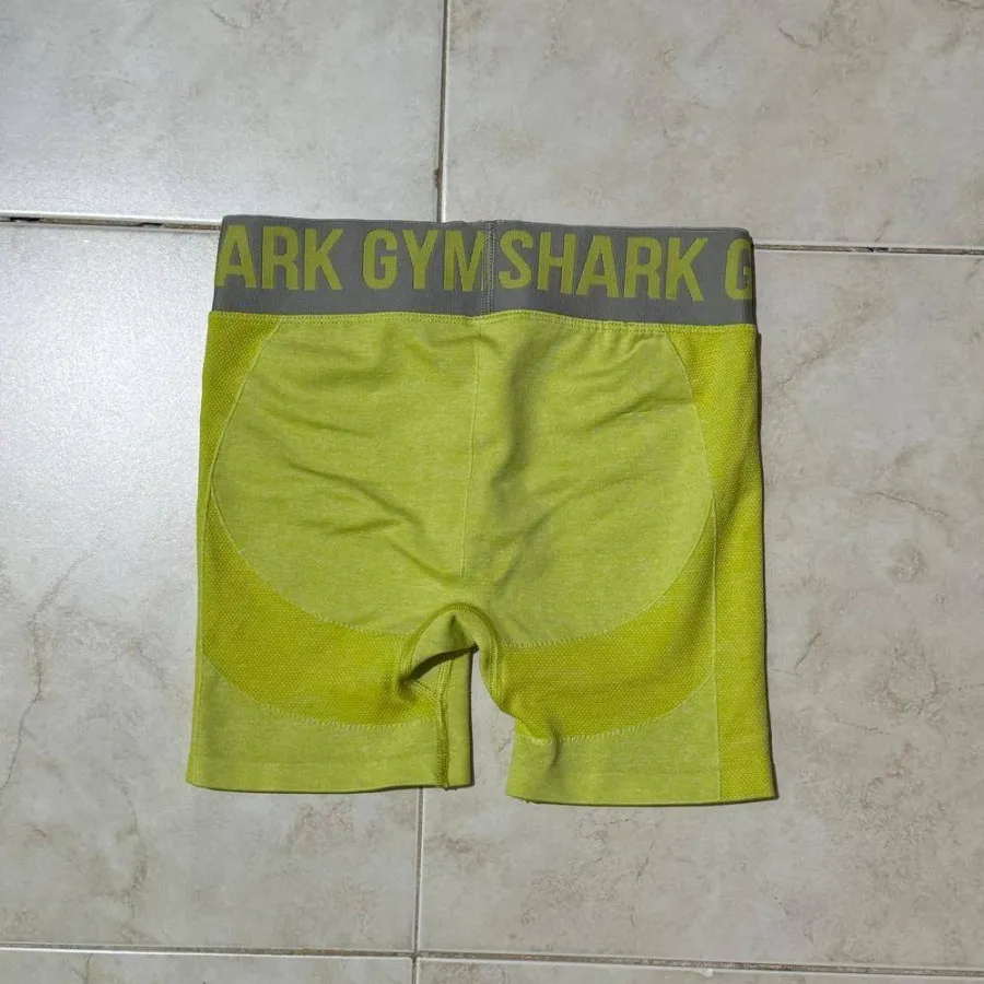 شلوارک جیمشارک