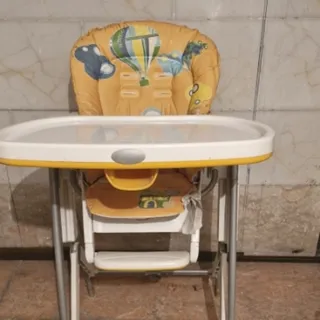 صندلی غذای بچه