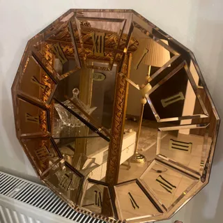 ساعت دیواری