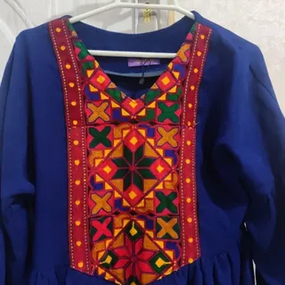 پیراهن مانتویی