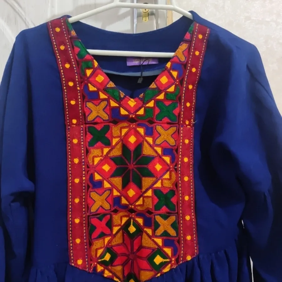 پیراهن مانتویی