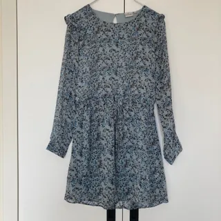 پیراهن حریرگلدار بلوموشن