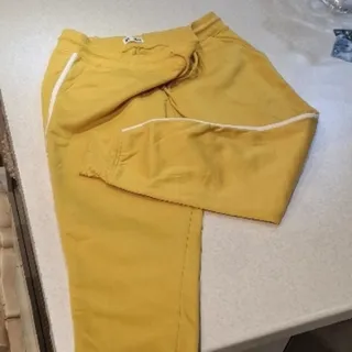 شلوار زنانه