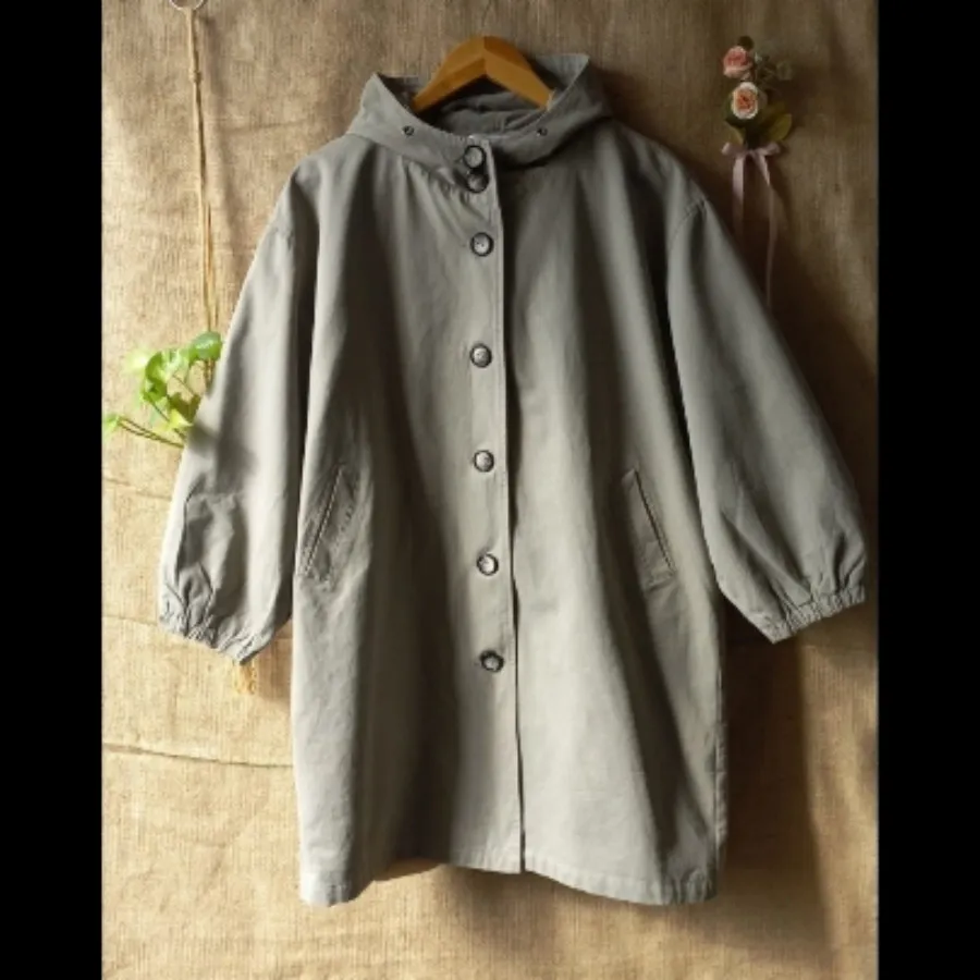 کاپشن کلاهدار