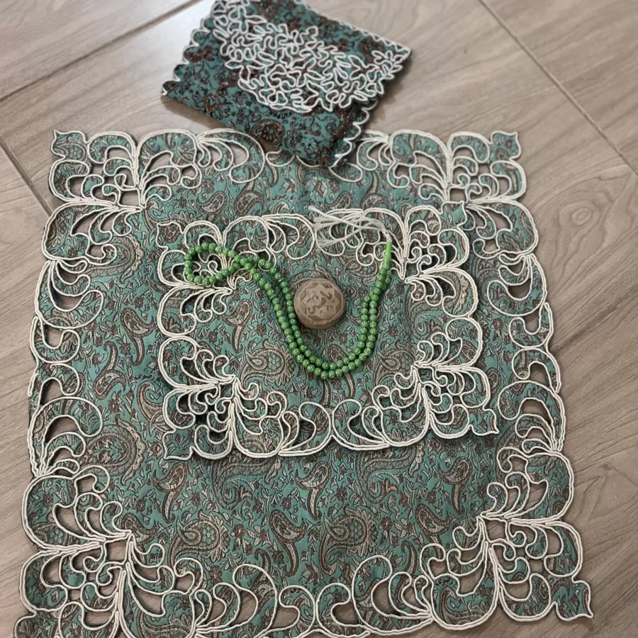 جا نماز ومهر و تسبیح