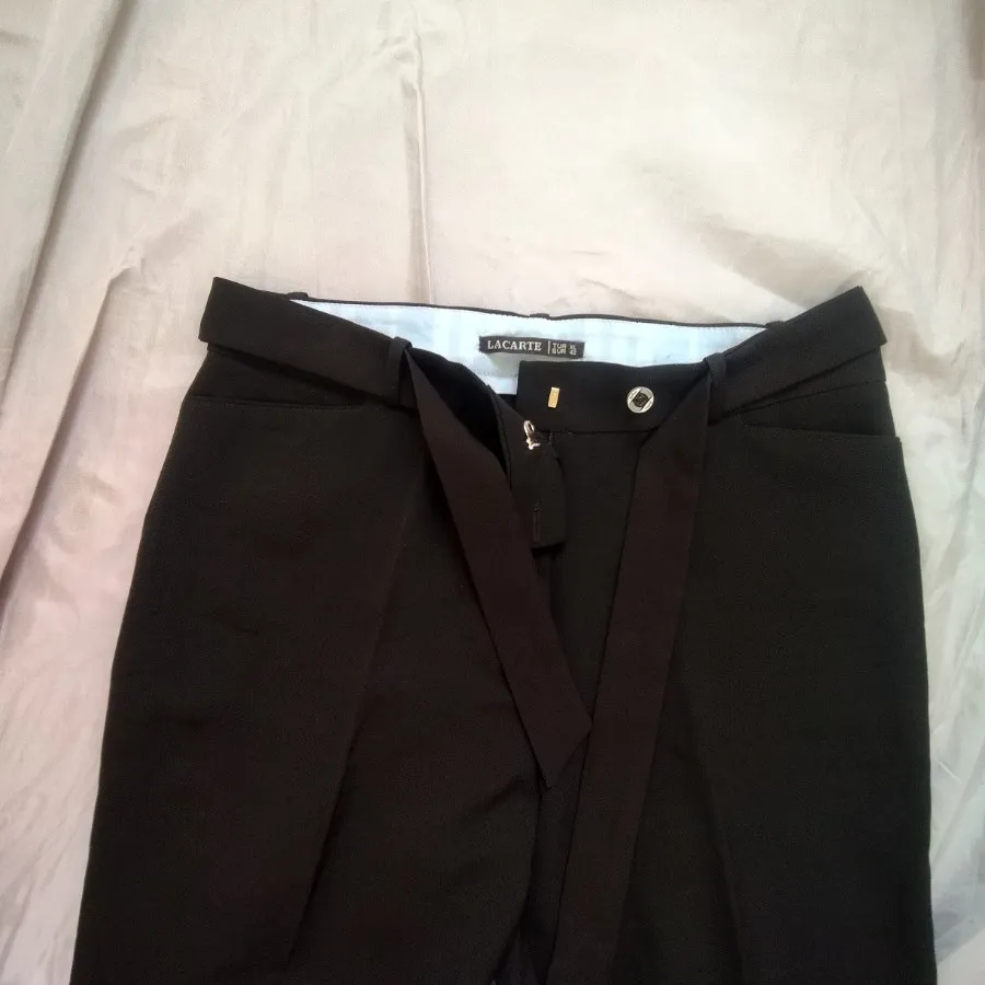 شلوار زنانه