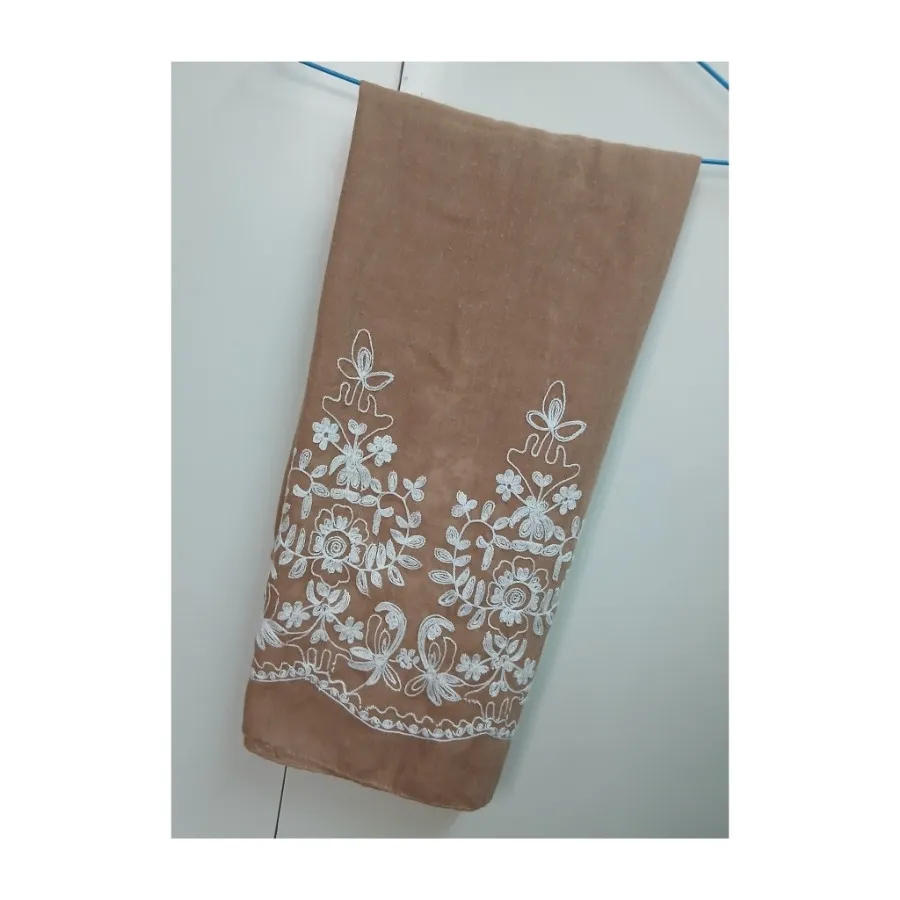 شال زنانه نخی کرم