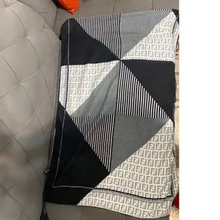 شال ترک فندی fendi