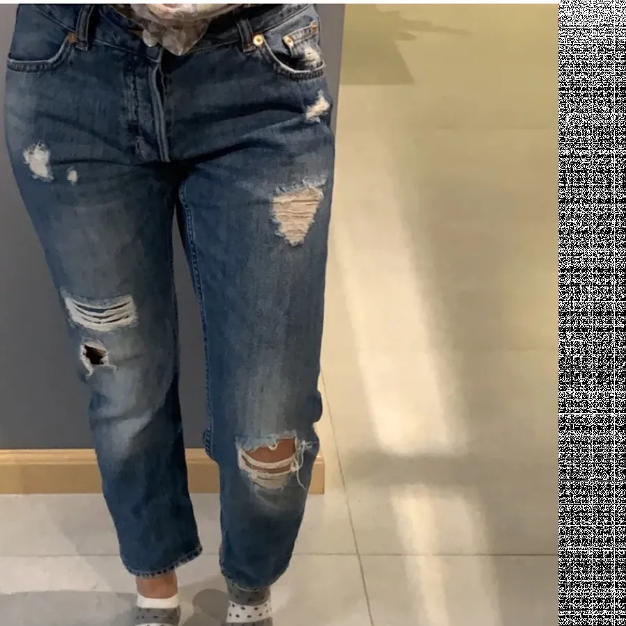 شلوار جین مام فیت مهمونی