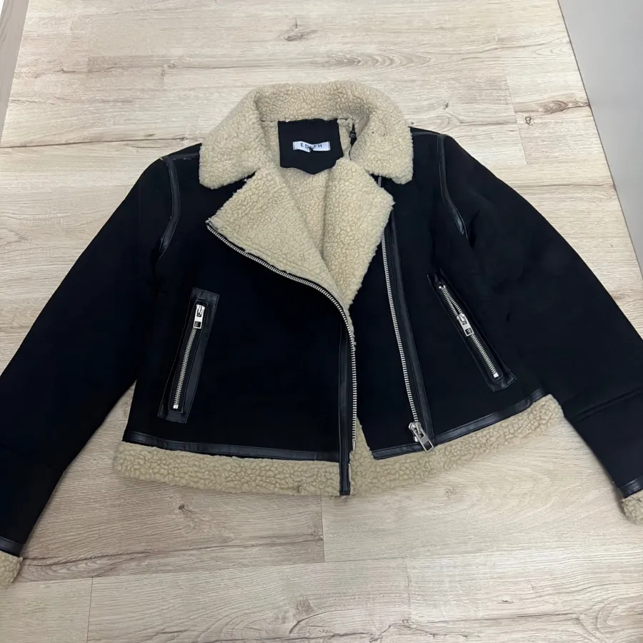 کت بوفالو وارداتی