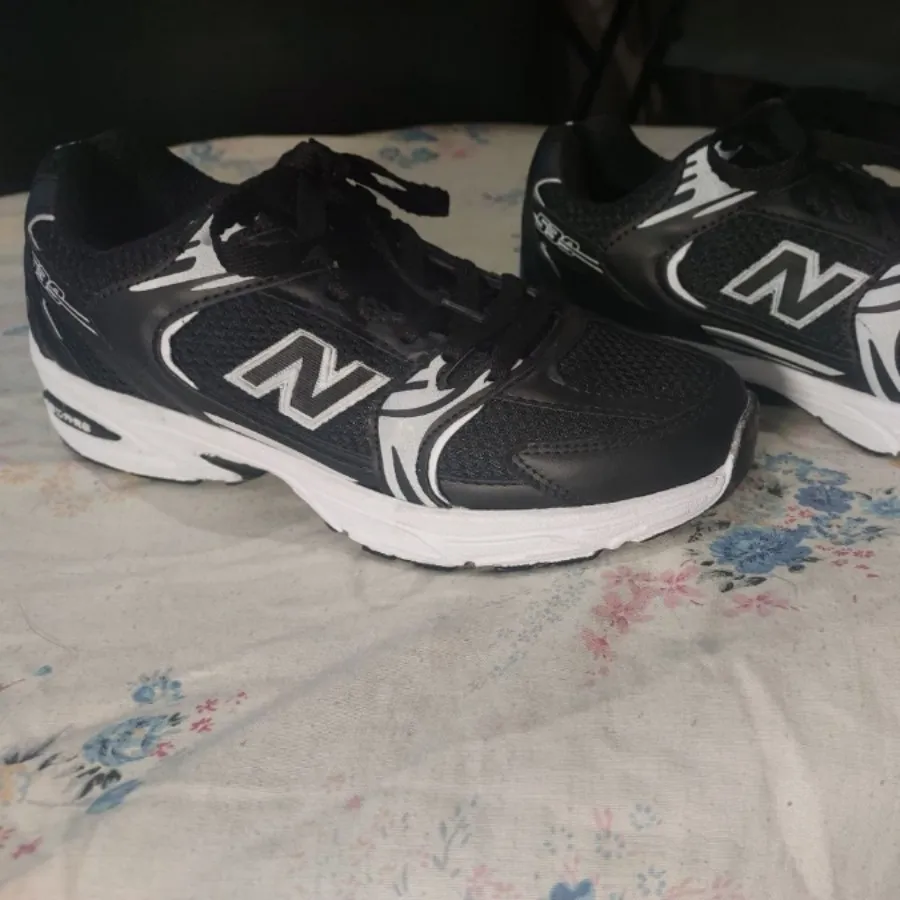 کتونی نیوبالانس مشکی