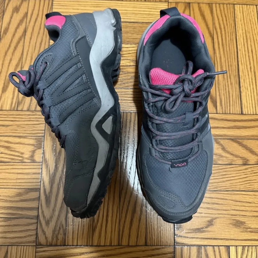 کفش کتونی ویکو اصل