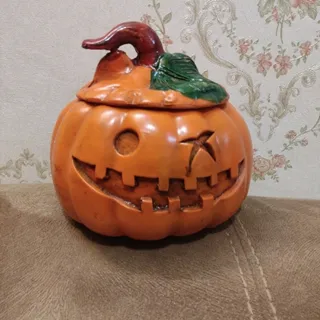 ظرف کدو در دار طرح هالوین