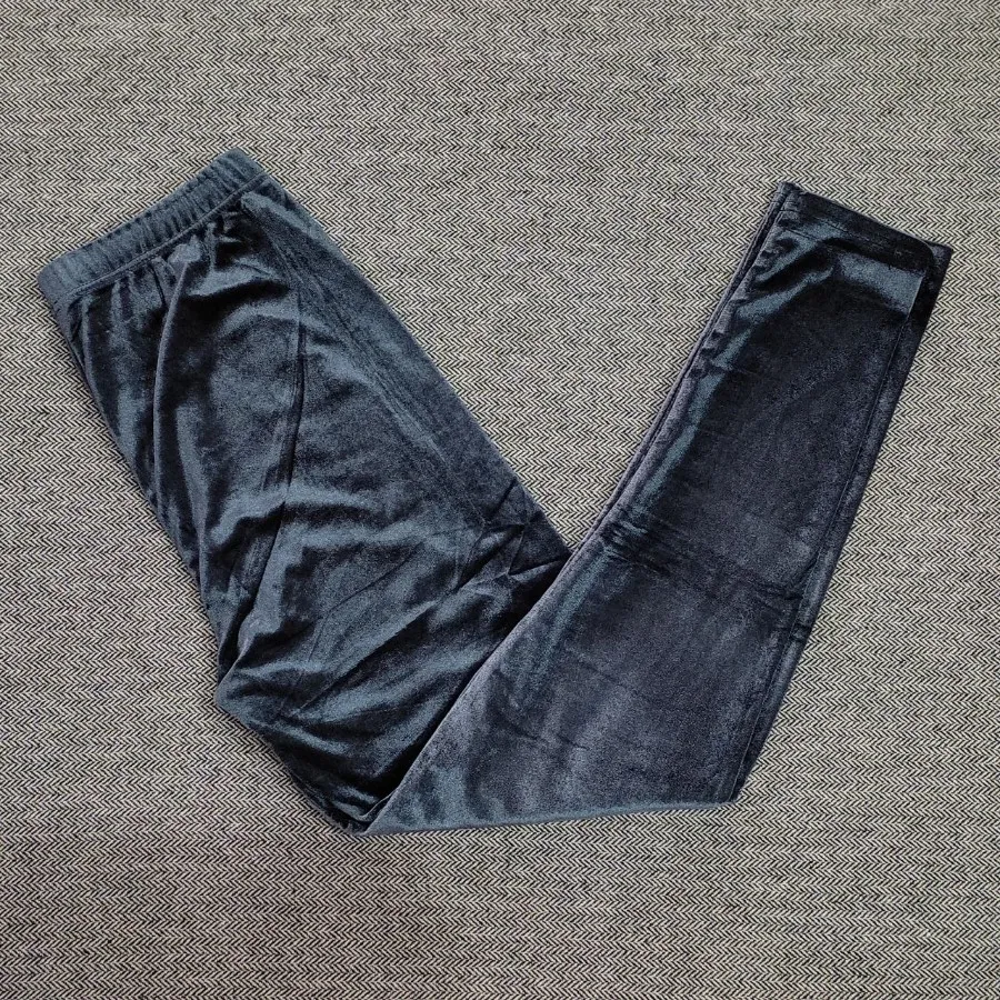 لگ مخمل خاکستری