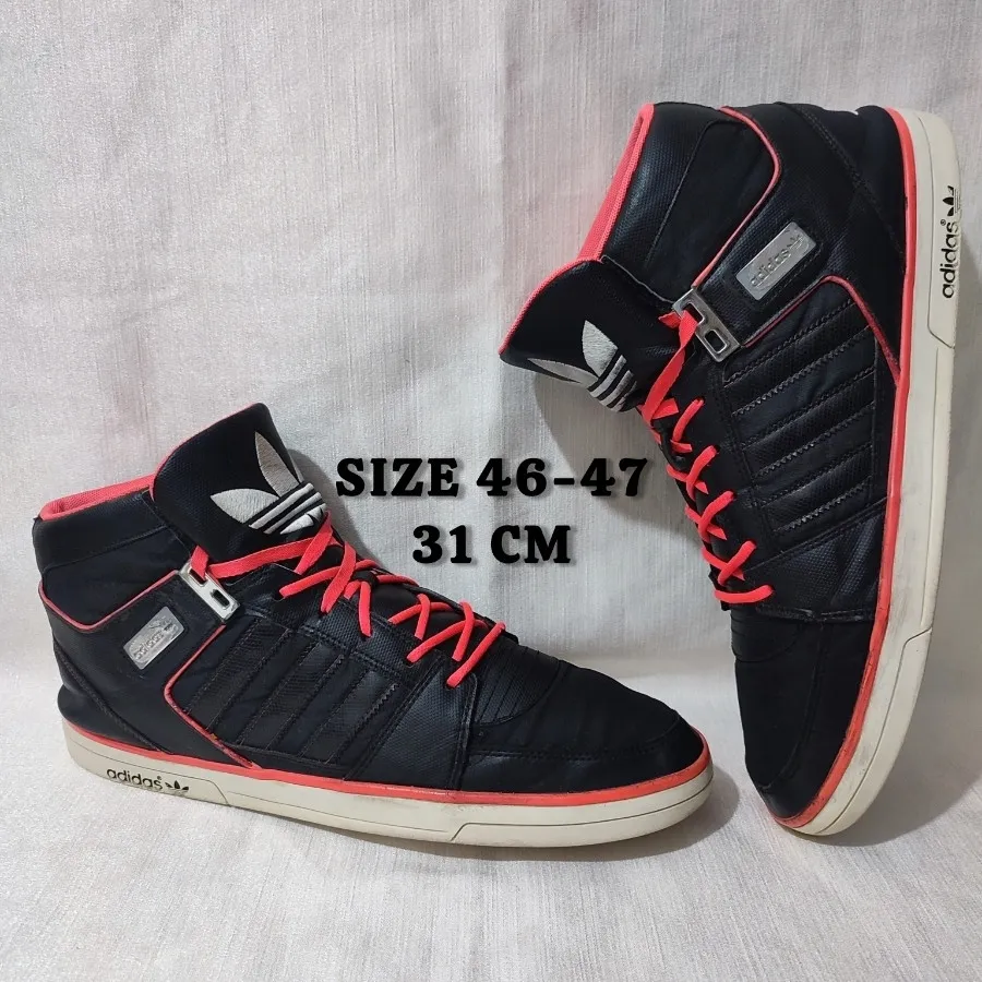 کتونی اورجینال ادیداس