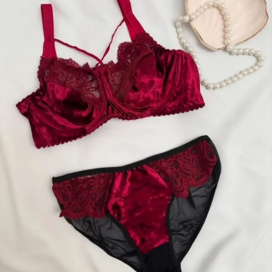 ست سوتین شورت